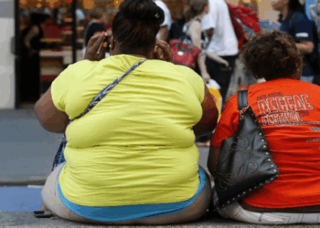 Mais da metade dos brasileiros têm excesso de peso, aponta estudo