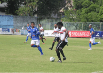 Vitória-ES e Serra empatam em clássico eletrizante do Capixabão 2023