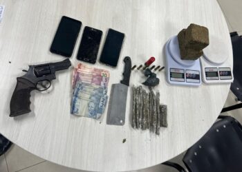 PMES recupera celulares e prende suspeitos que cometiam assaltos em Cariacica