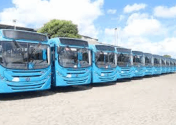 Dia começa sem ônibus para passageiros de Viana e Cariacica