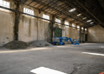 Vitória Centro, reforma nos armazéns do Porto é iniciada