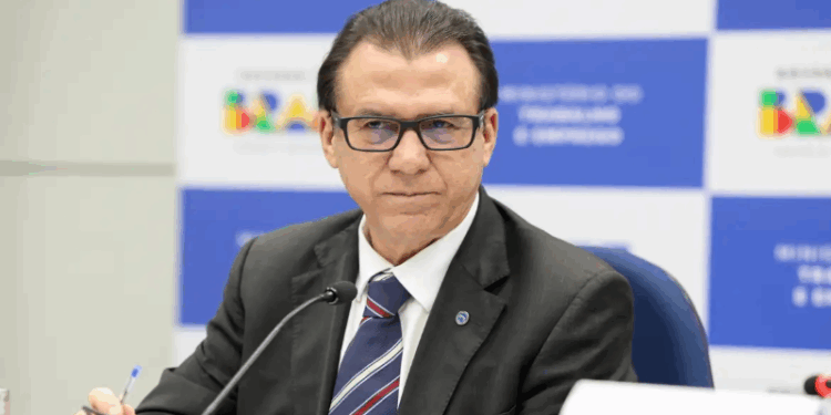 “O mundo não vai acabar”, diz Luiz Marinho sobre tarifaço dos EUA