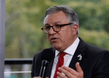 EUA cancelam vistos da filha e da esposa do ministro Alexandre Padilha