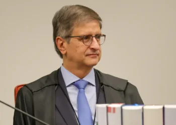 Em sabatina no Senado, Gonet diz que não há criminalização da política