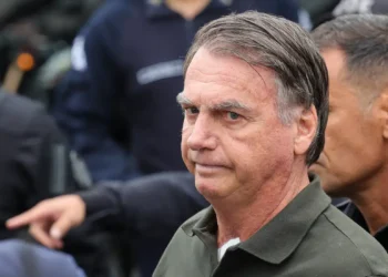 Por unanimidade, STF mantém condenação de Bolsonaro e aliados