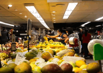 Estimativas do mercado para inflação e PIB permanecem estáveis