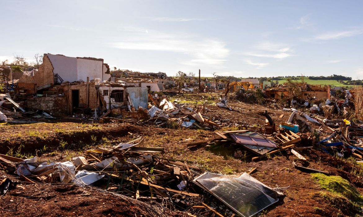 Debris lies at a damaged area after the tornado that hit Rio Bonito do Iguacu, in southern Parana state, Brazil November 9, 2025. REUTERS/Priscila Ribeiro