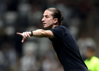 Filipe Luís afirma que sempre acreditou no título da Libertadores