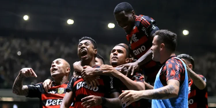 Fla arranca empate com gol de Bruno Henrique e fica perto do título