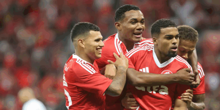 Copa do Brasil: Internacional sai na frente do Maracanã