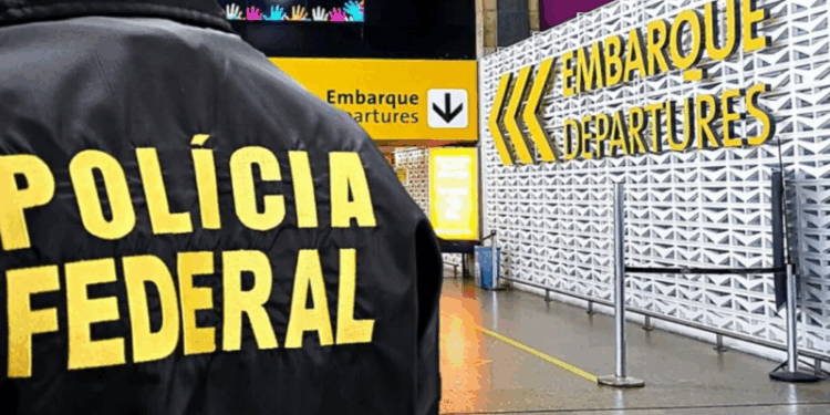 PF retira de voo a Paris e prende mulher com dez quilos de cocaína na bagagem