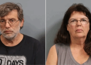 Casal branco dos EUA é condenado a décadas de prisão por abuso de filhos adotivos negros