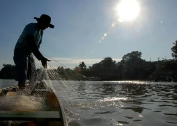 Pescadores de três estados recebem orientações sobre seguro-defeso