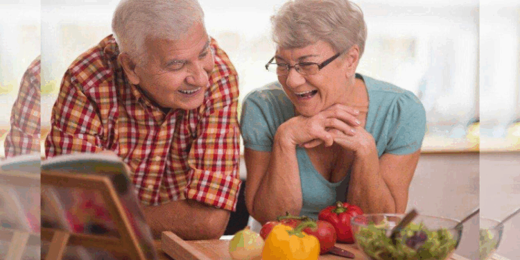O que comer (e o que evitar) para preservar os músculos e envelhecer bem
