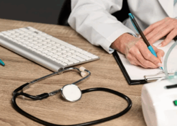 290 mil clientes terão que mudar de plano de saúde até maio; entenda