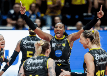 Praia Clube é tricampeão do Sul-Americano de vôlei feminino