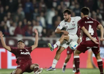 Fluminense sai em desvantagem diante do Lanús na Copa Sul-Americana