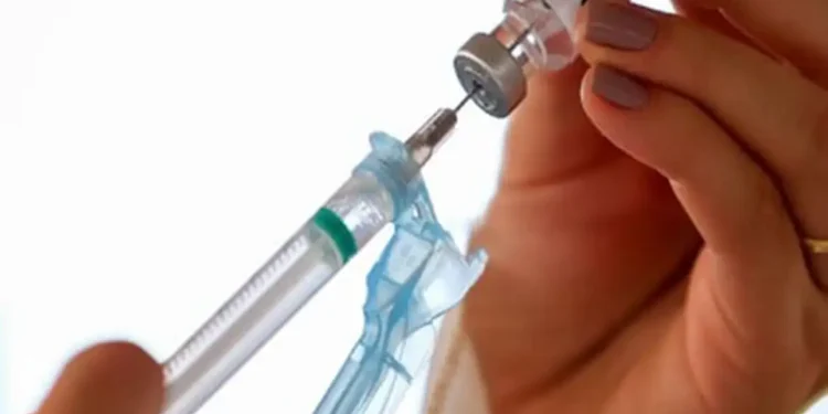 Brasil apresenta planos à coalizão global para vacinas e medicamentos