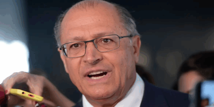 Alckmin volta a se reunir com big techs e recebe pauta do setor