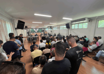 Câmara de Vereadores de Cariacica realiza sessão extraordinária para análise de projetos do Executivo Municipal