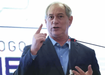 Ciro Gomes é incluído no Serasa por dívida de R$ 1 mil