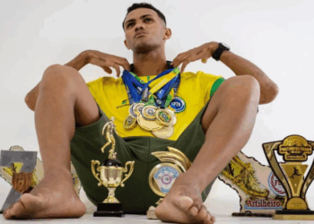 Capixaba é selecionado para jogar na liga milionária de futebol que tem Neymar como dirigente