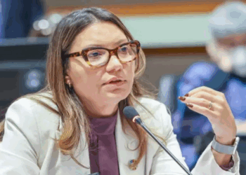 Ação contra “gabinete informal” de Janja é arquivada pela Justiça Federal