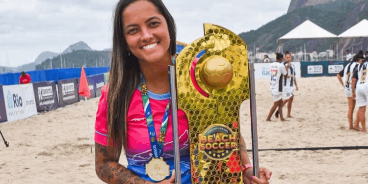 Capixaba é a nova treinadora da seleção brasileira feminina de beach soccer