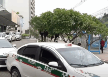 Motorista de app tem carro roubado em frente a shopping em Cariacica