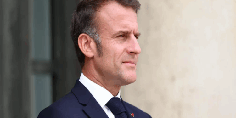 França investiga ameaças de morte a Emmanuel Macron feitas por rabino em vídeo