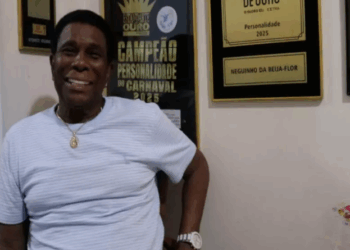 Neguinho da Beija-Flor revela música e fala sobre planos de desfile de escolas de samba na Europa