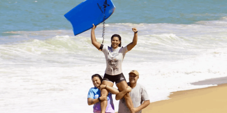 Melhor bodyboarder do mundo conquista o título estadual pela quinta vez; confira os campeões