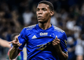 Rio Branco contrata ex-atacante do Cruzeiro para o lugar de Matheus Costa