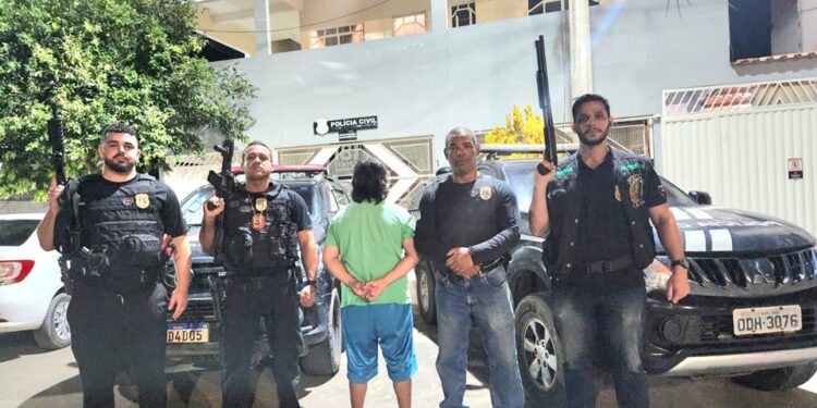 21/12/2025 – Delegacia de Mantenópolis prende espanhol suspeito de tráfico de drogas