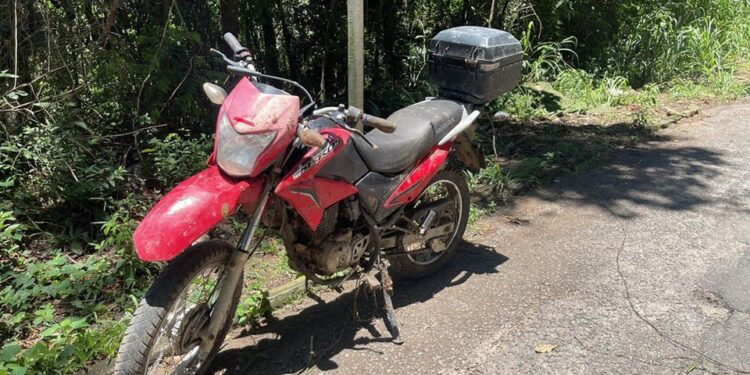 21/12/2025 – Deic de Venda Nova do Imigrante e PMES recuperam motocicleta furtada