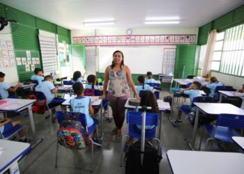 Fundeb: 1,2 mil municípios devem enviar dados para habilitação ao VAAR-Fundeb