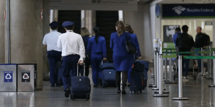 Senado aprova isenção de visto a turistas dos EUA, Austrália e Canadá