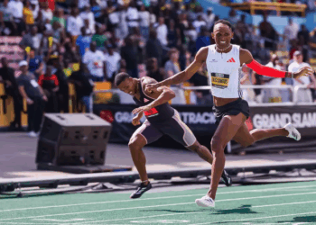 Alison dos Santos volta a vencer na Jamaica, desta vez nos 400m rasos