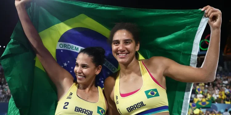 Mundial de Vôlei de Praia começa nesta quinta com 7 duplas do Brasil