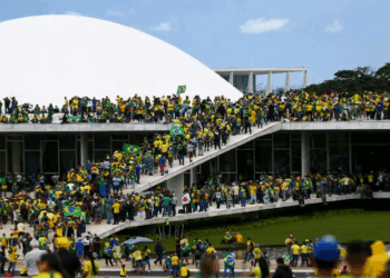 Associação de Juristas lança campanha contra anistia a golpistas