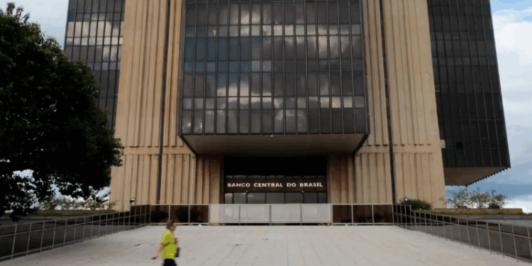 Mercado financeiro reduz previsão da inflação para 5,09%