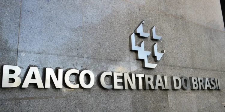 Contas externas têm saldo negativo de US$ 5,1 bilhões em outubro