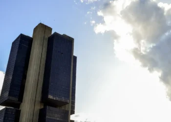 Copom decide nesta quarta se mantém Taxa Selic em 15% ao ano