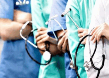 “Plano de saúde” do PCC tem clareamento dental e até botox