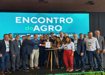 Assembleia e Federação da Agricultura assinam termo de cooperação