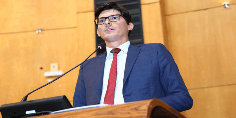 Deputado destaca resultados do programa Estado Presente