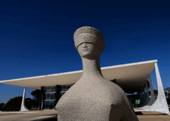 STF muda de posição e amplia novamente o alcance do foro privilegiado