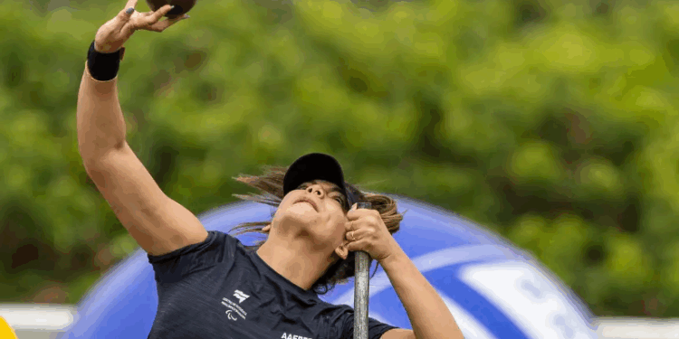 Wanna Brito bate recorde mundial no arremesso de peso paralímpico