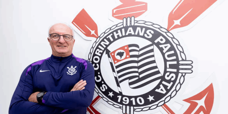Dorival Júnior assume oficialmente comando técnico do Corinthians