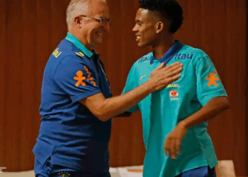 Seleção se apresenta em Brasília para jogo das Eliminatórias na quinta